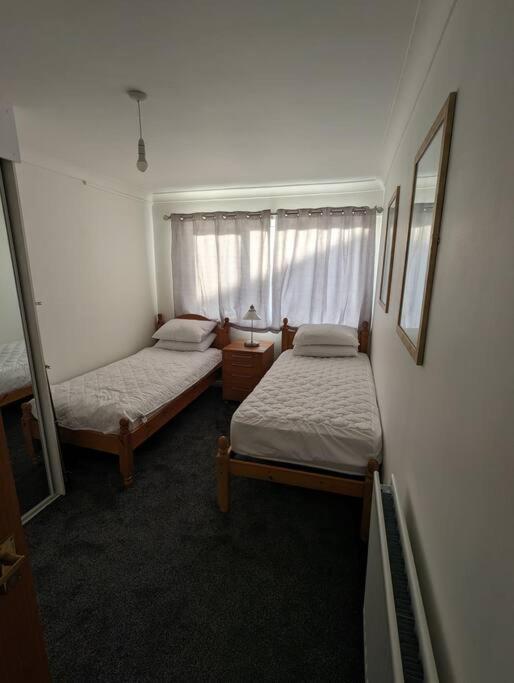 3 Bedroom Apartment With Golf Course View 泰恩河畔纽卡斯尔 外观 照片