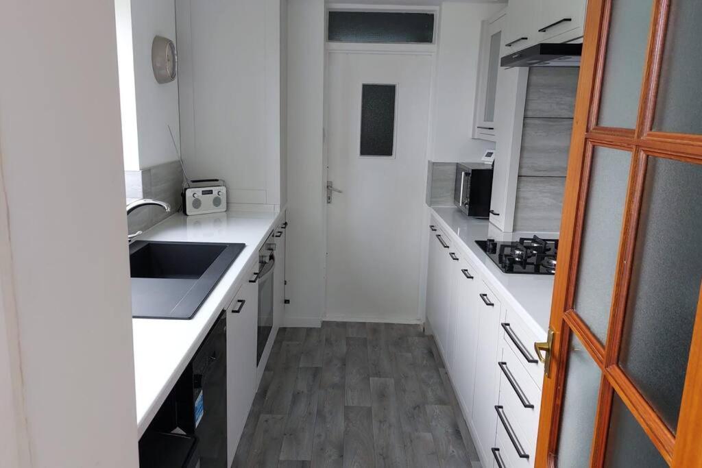 3 Bedroom Apartment With Golf Course View 泰恩河畔纽卡斯尔 外观 照片
